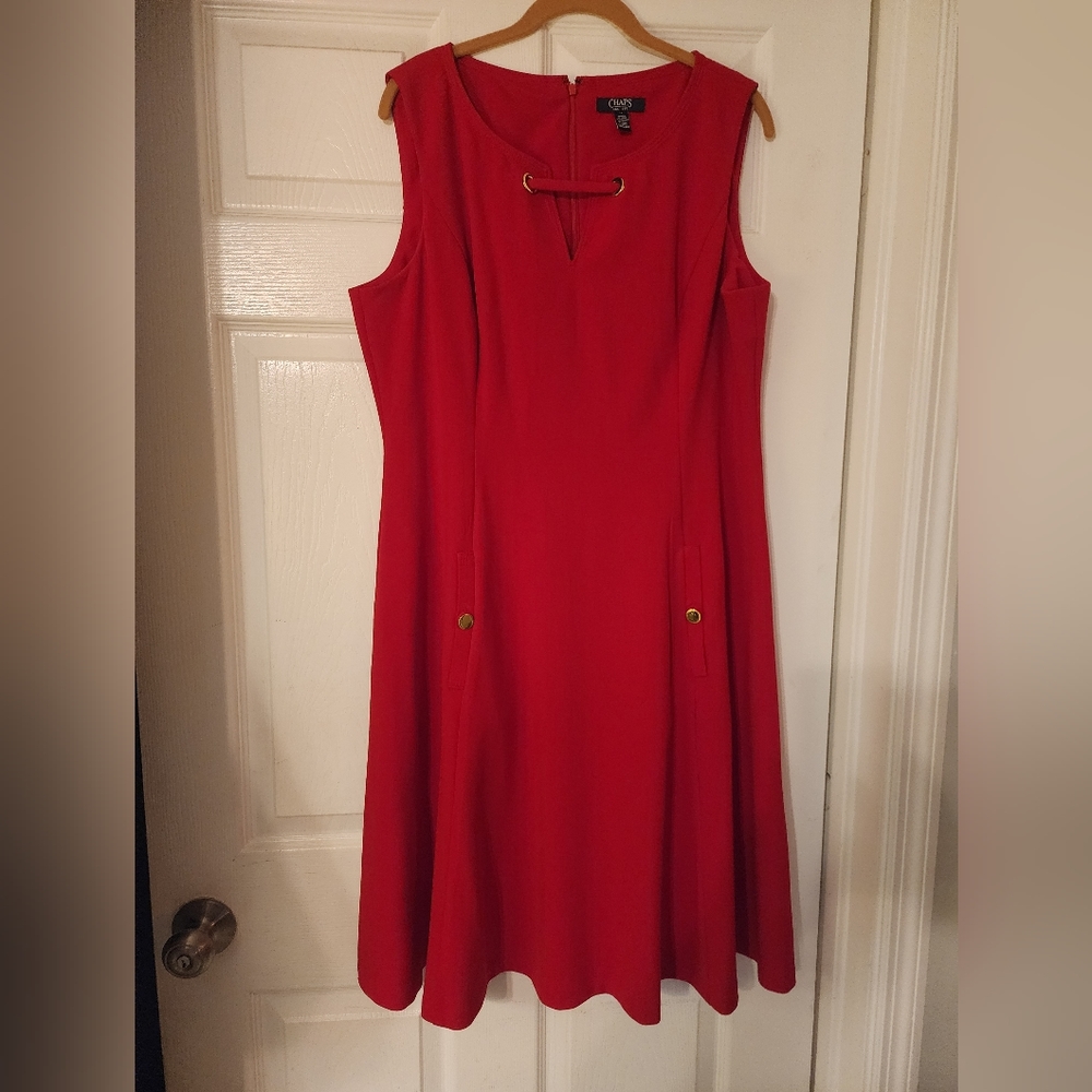 Red sleeveless midi dress